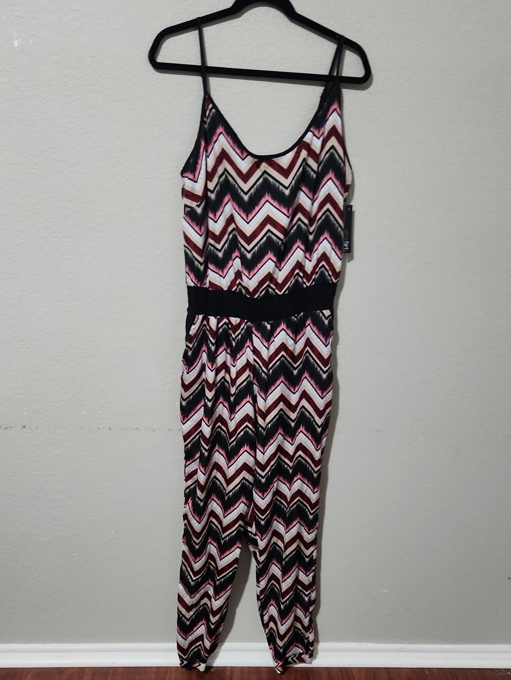 Ultra Flirt Jumpsuit 1X Chevron Print Sleeveless Black Pink